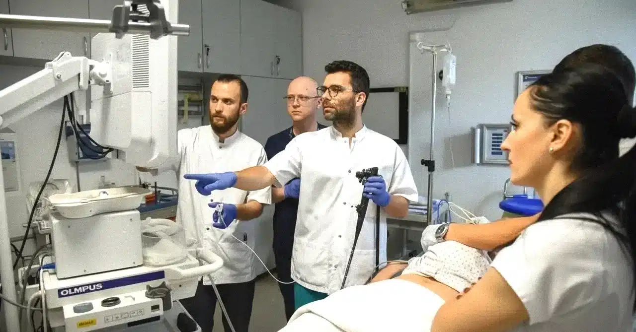 Reflux Gastroesofagian: Soluții Moderne Care Pot Face Diferența