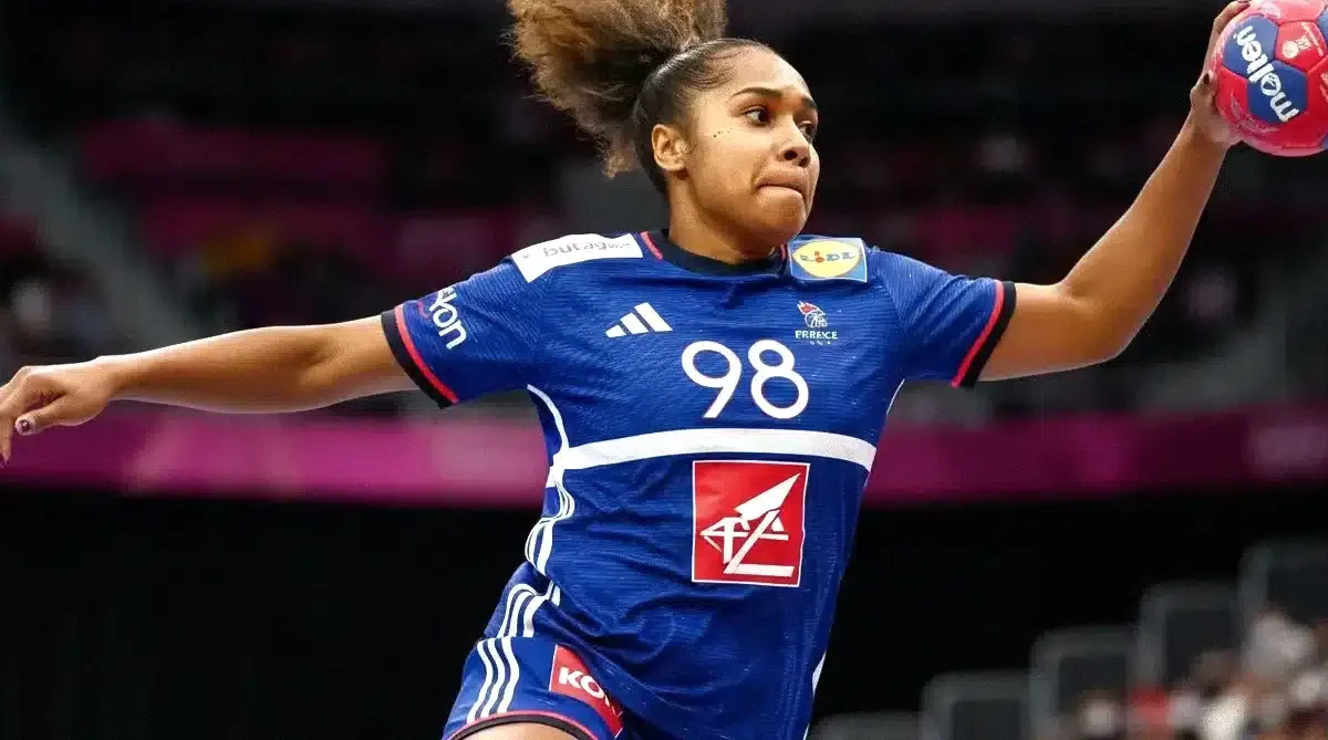 campionatul mondial de handbal feminin aduce un duel neasteptat dupa un meci plin de emotii.webp