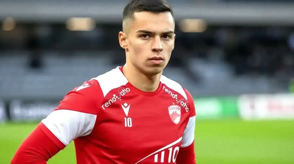 Cătălin Cîrjan: Momentul Cheie care a Transformat Atmosfera la Dinamo catalin cirjan si momentul care a schimbat atmosfera la dinamo.webp