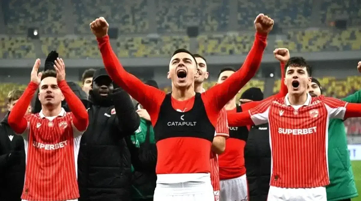 Cătălin Cîrjan: Momentul Decisiv Care i-a Schimbat Rolul în Vestiarul lui Dinamo catalin cirjan si momentul care i a schimbat rolul in vestiarul lui dinamo.webp
