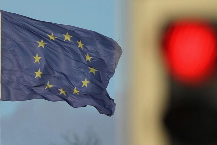 Economia europeană între provocări și oportunități consiliul uniunii europene a decis ca romania sa ramana in procedura de deficit excesiv nu a luat 91