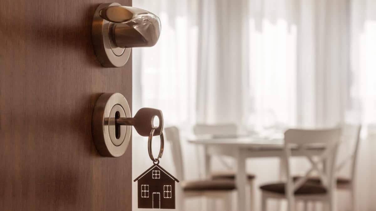 Care este planul pentru locuinţe accesibile al Comisiei Europene?