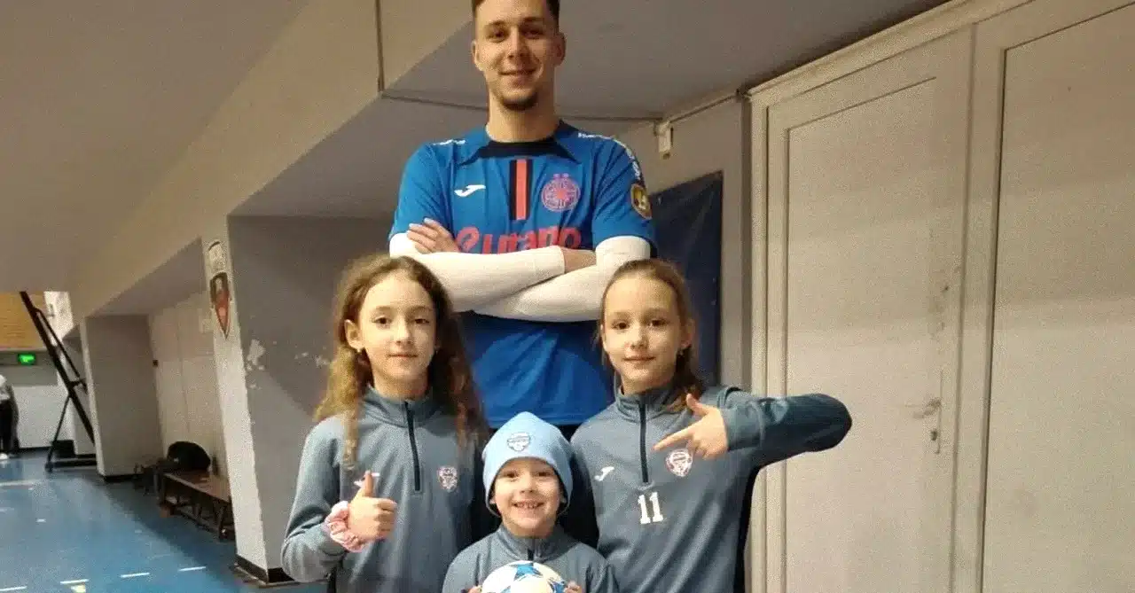 Louis Munteanu: Gestul Surprinzător Care a Generat Reacții În Lumea Fotbalului