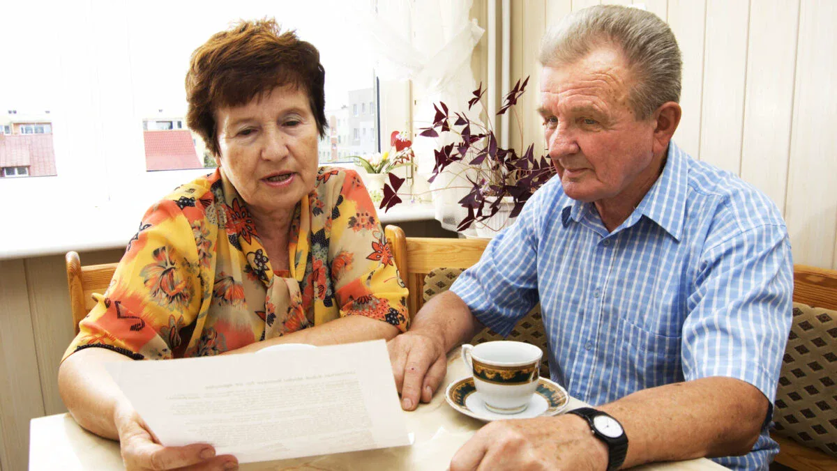 pensionar-pensionari-pensie-pensii-pensia-1-e1722968034467-1200x676.jpg