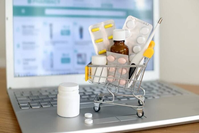 pharma-comert.jpeg