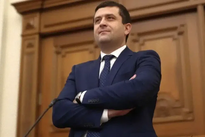 radu miruta reactioneaza dupa gestul care a blocat decizia ccr privind pensiile magistratilor.webp