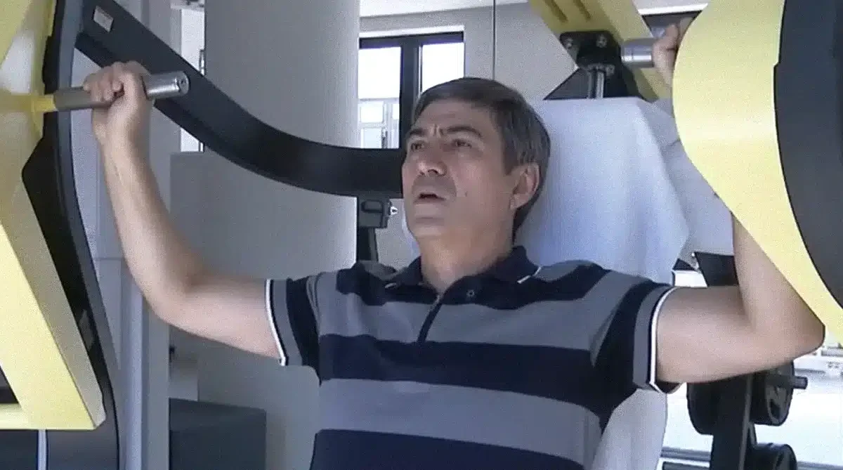 victor piturca si rutina care ii mentine energia la aproape 70 de ani.webp