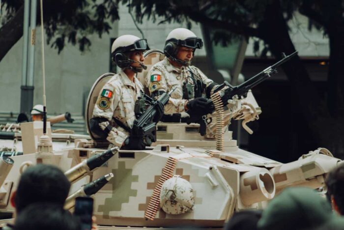 15-mil-soldati-172-sisteme-de-arme-de-ce-armata-comuna-a-ue-e-un-cosmar-logistic