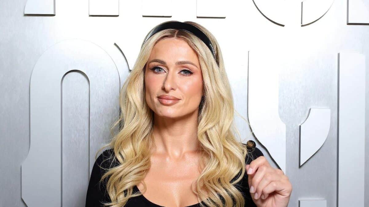 Ce spune Paris Hilton despre o casetă video erotică cu ea, în documentarul „Infinite Icon: A Visual Memoir”