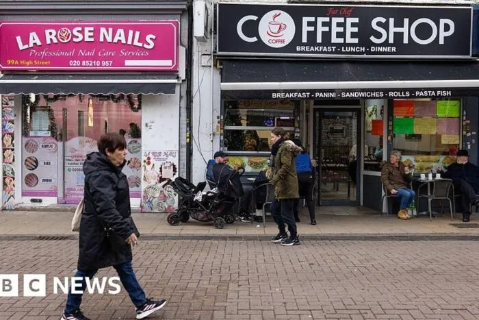 afacerile-din-marea-britanie-cer-reduceri-la-taxe-dupa-protestul-pub-urilor