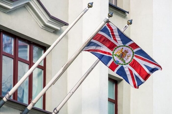 alegerile locale din anglia 22 de consilii cer amanarea scrutinului