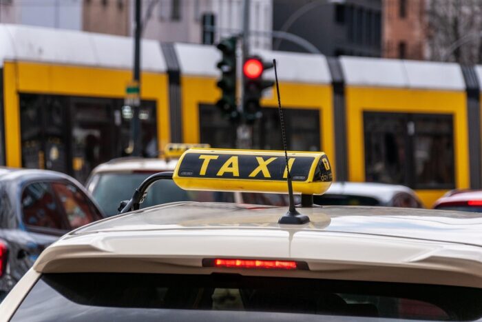 amenda de 5 000 lei pentru un taximetrist fantoma din capitala n avea nici rca