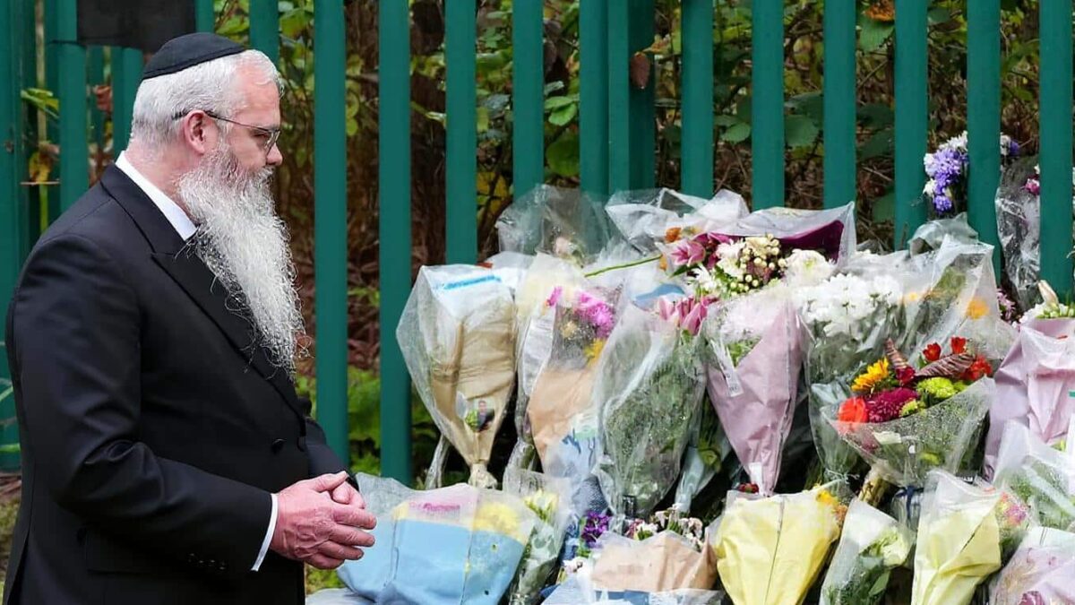 atac la sinagoga 2 morti rabinul povesteste cum a infruntat teroristul