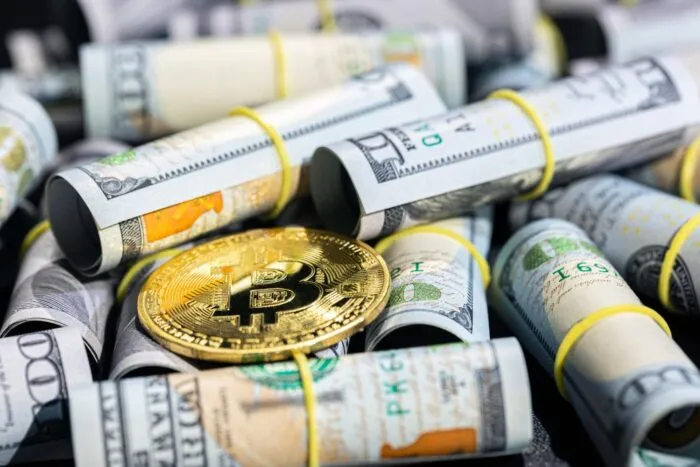 bitcoin-urca-la-94-400-dolari-cel-mai-inalt-nivel-din-noiembrie.jpg