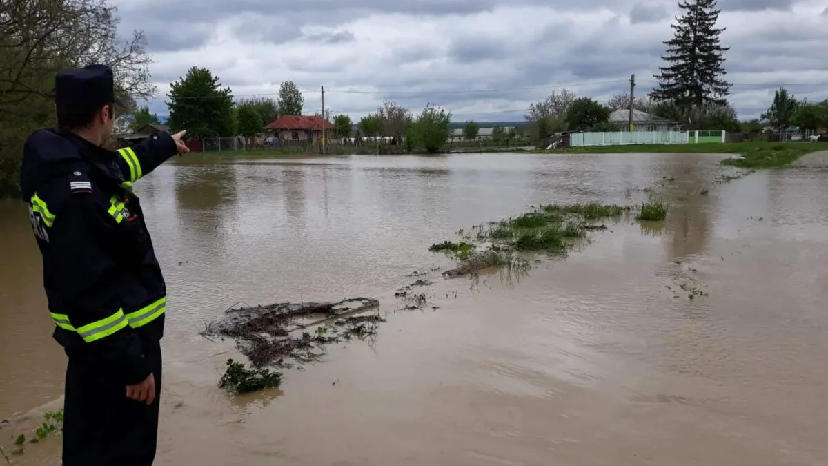 cod-portocaliu-in-dolj-8-judete-sub-alerta-de-inundatii-pana-joi