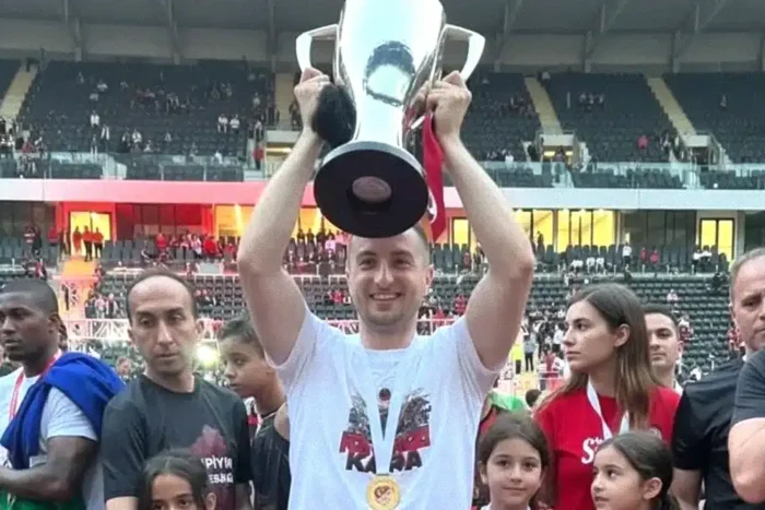 daniel popa face un pas important in cariera si pregateste revenirea in fotbalul romanesc.webp