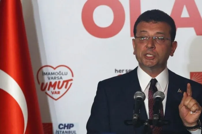 ekrem-imamoglu-promite-sa-il-invinga-pe-erdogan-din-inchisoare.jpg
