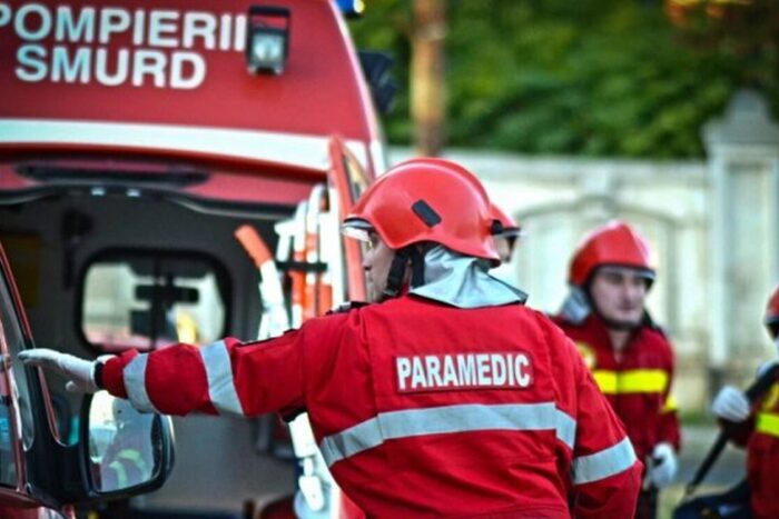 fagaras 5 copii si un adult la un pas de moarte intoxicati cu gaz intr o casa