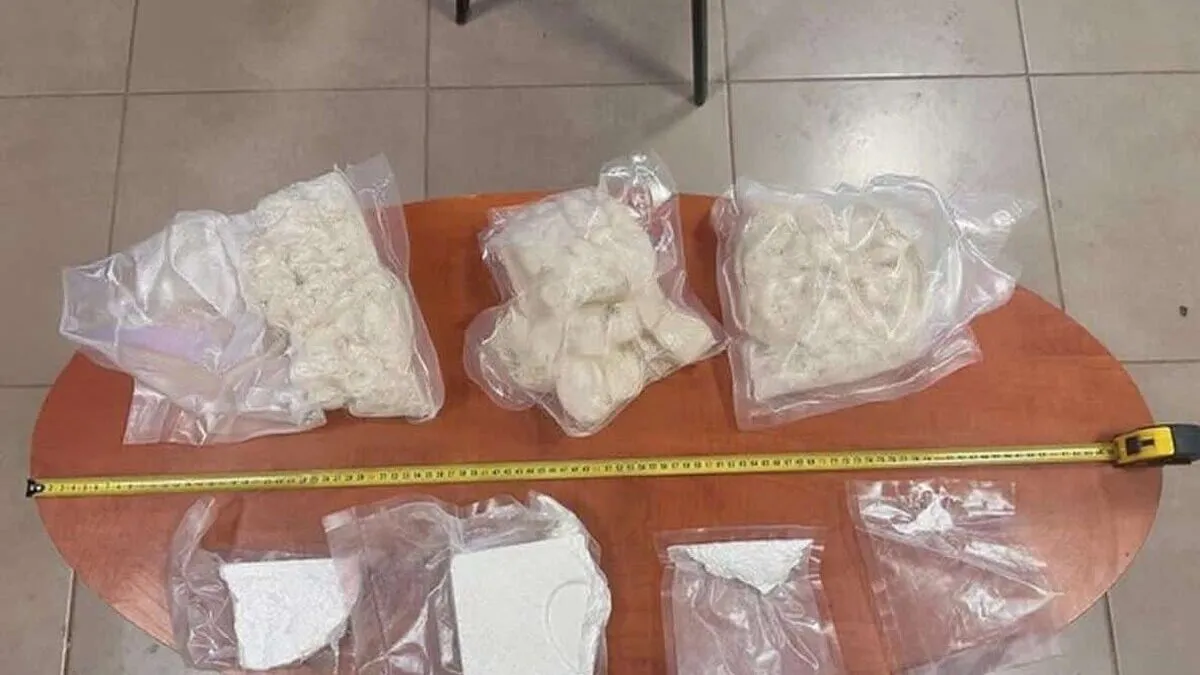 flagrant-in-timis-doi-barbati-prinsi-cu-4-kg-de-droguri-de-160-000-de-lei