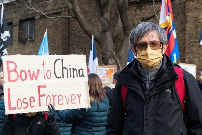 guvernul-britanic-aproba-ambasada-chinei-cu-208-camere-secrete-ignorand-riscurile