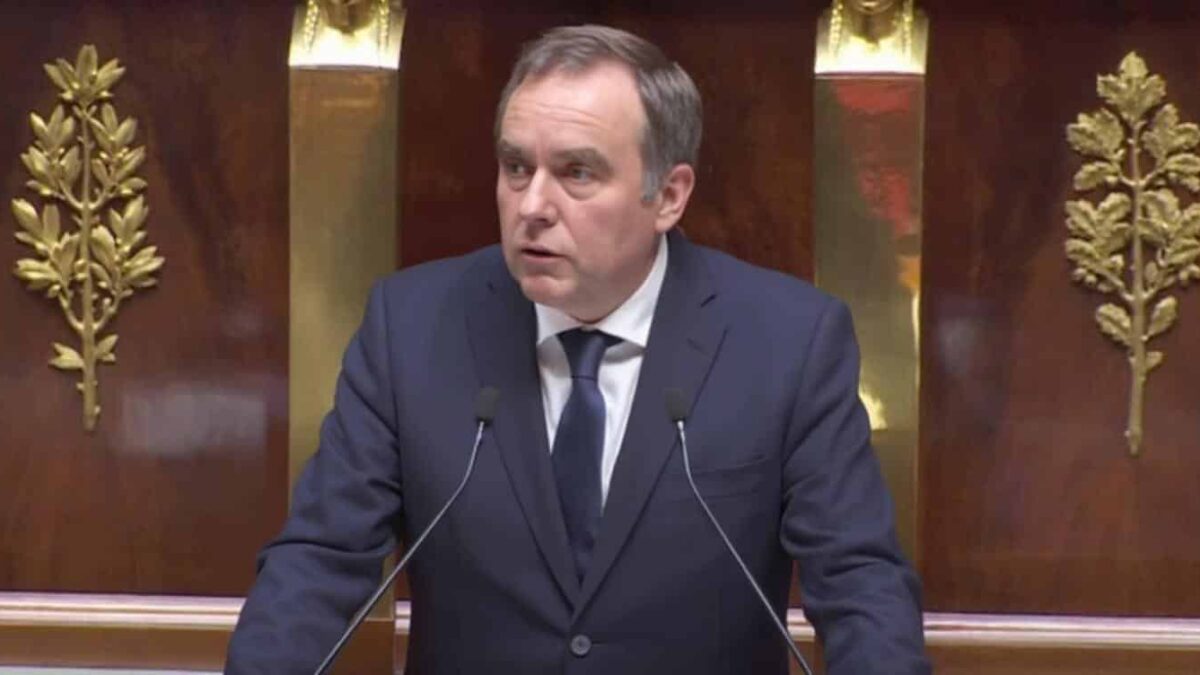guvernul francez salvat de 19 voturi cum a fortat bugetul si a evitat caderea