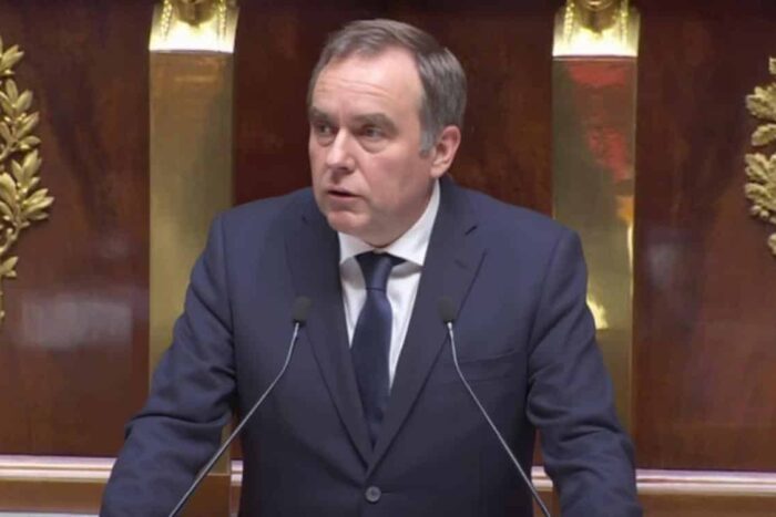 guvernul francez salvat de 19 voturi cum a fortat bugetul si a evitat caderea