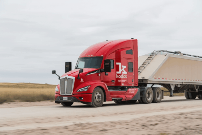 kodiak si bosch dezvolta sistem autonom pentru camioane