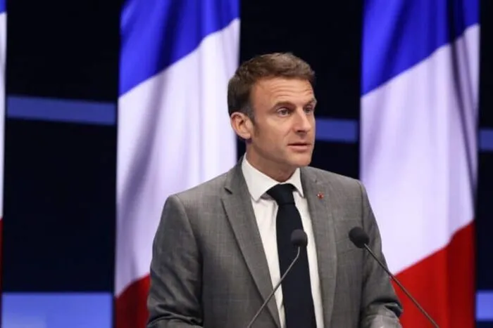 macron-prezinta-parlamentarilor-planul-de-trupe-pentru-ucraina