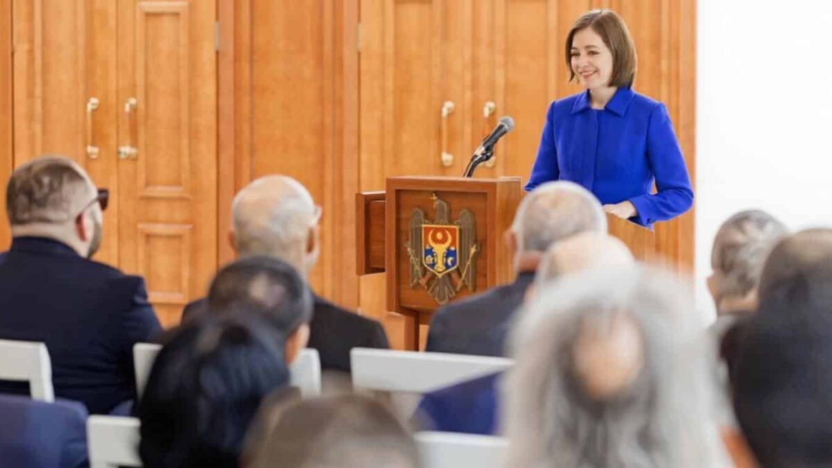 maia sandu as vota da unirii dar poporul vrea ue prioritatile chisinaului