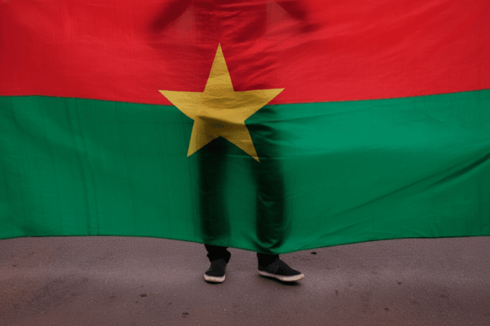 mali si burkina faso interzic intrarea cetatenilor americani