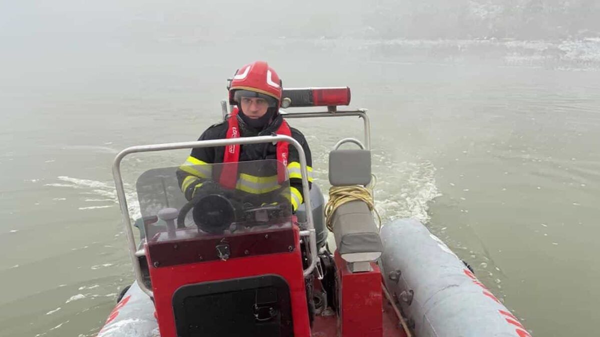 marinar-de-36-de-ani-disparut-in-dunare-la-islaz-cautari-in-ger-si-ceata-deasa