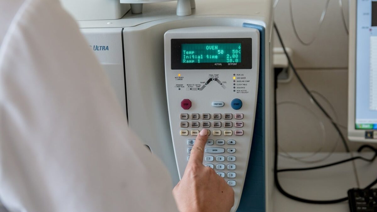 medic-radiolog-din-bucuresti-gasita-moarta-avea-o-punga-pe-cap-si-un-bilet-de-adio