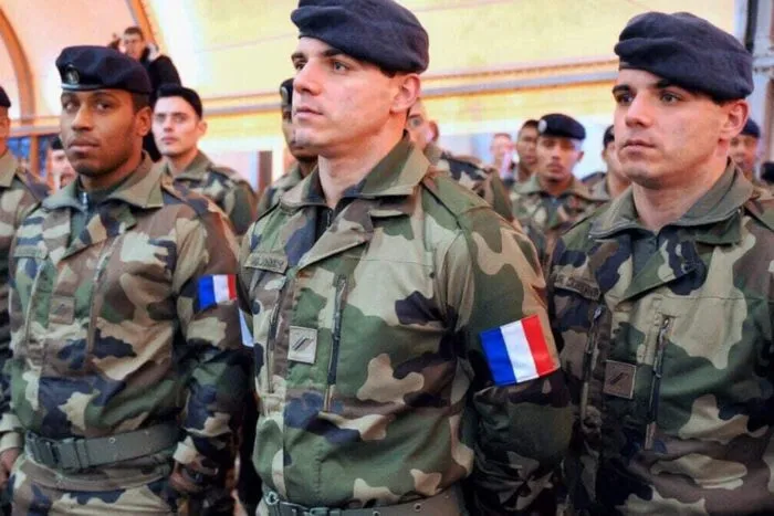 Franța trimite militari în Groenlanda pentru exerciții NATO