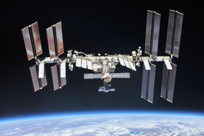 nasa-evalueaza-evacuarea-unui-astronaut-de-pe-iss-din-motive-medicale.jpg