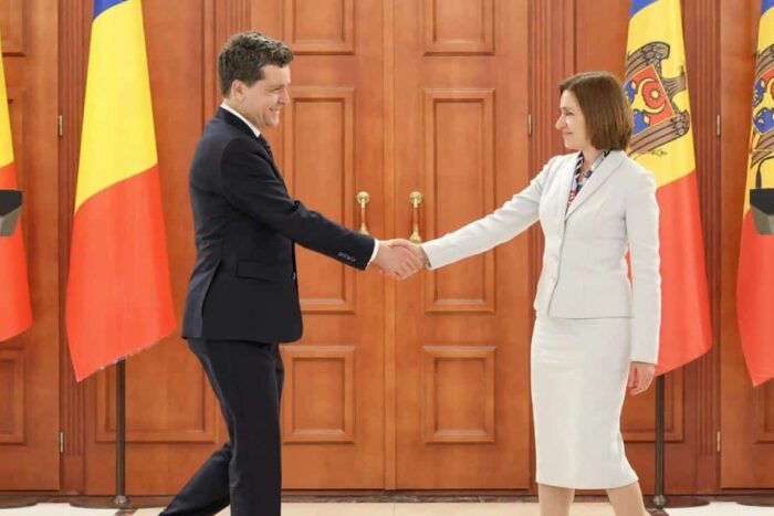 nicusor dan replica pentru maia sandu unirea are o singura conditie majora