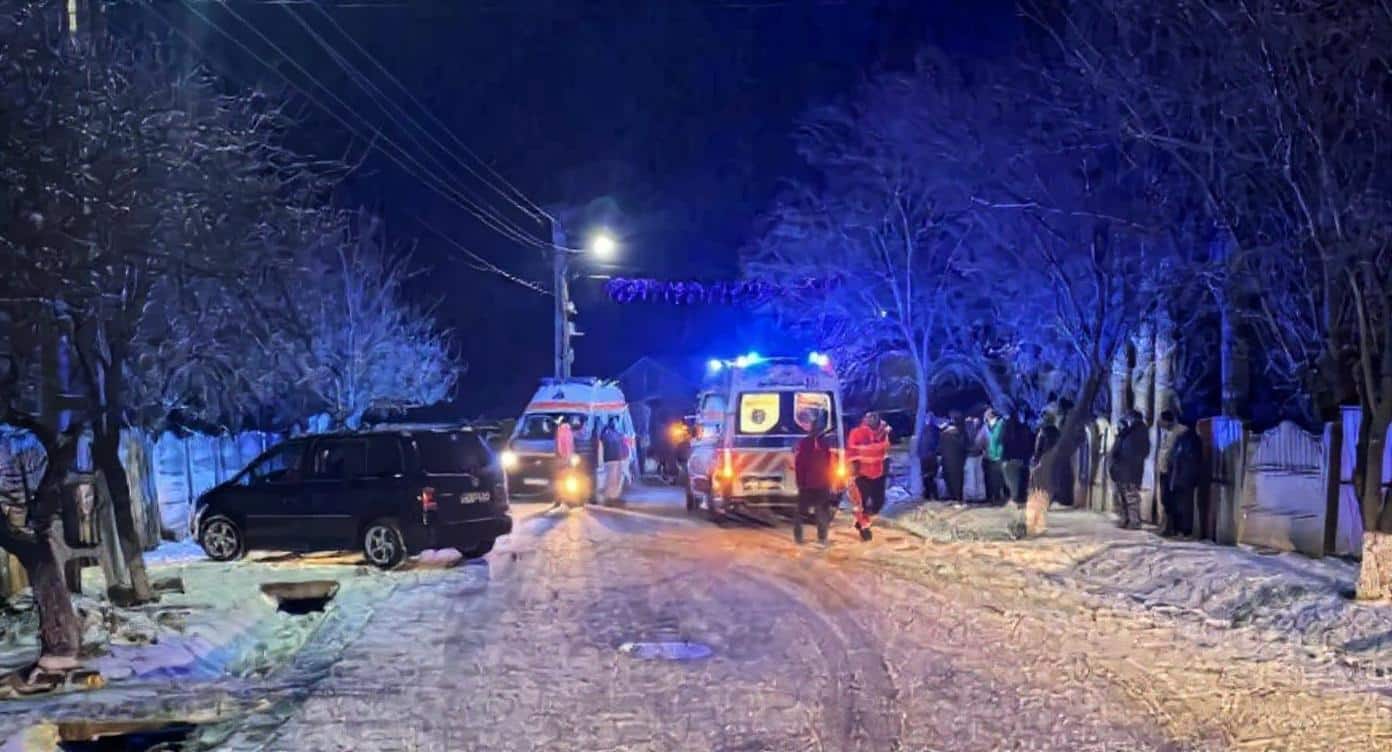 Olt: Mort la 17 ani. Sania trasă de mașină i-a fost fatală