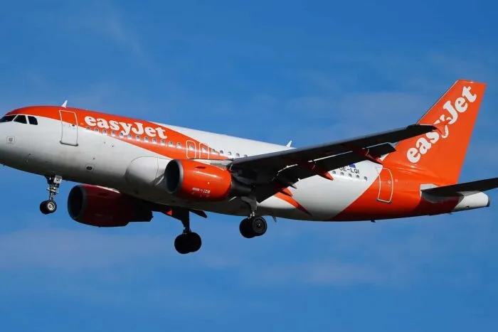 preturile-biletelor-de-avion-ar-putea-creste-cu-25-din-cauza-noilor-reguli-ue-pentru-bagaje