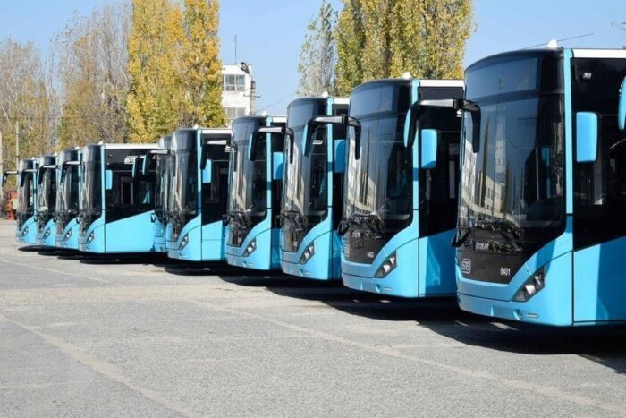 salariul-unui-controlor-stb-in-bucuresti-de-la-2-500-lei-net-plus-bonusuri-pe-amenda