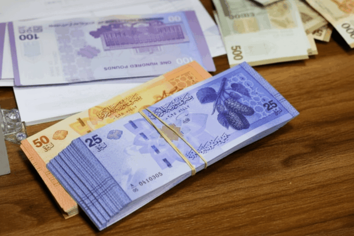 siria bancnote noi fara imagini cu familia al assad