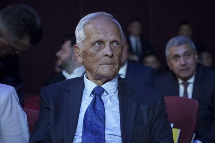 Theodor Stolojan: Fără o reducere a deficitului, România își pierde credibilitatea stolojan fara reducerea deficitului in 2026 romania isi pierde credibilitatea 1024x683