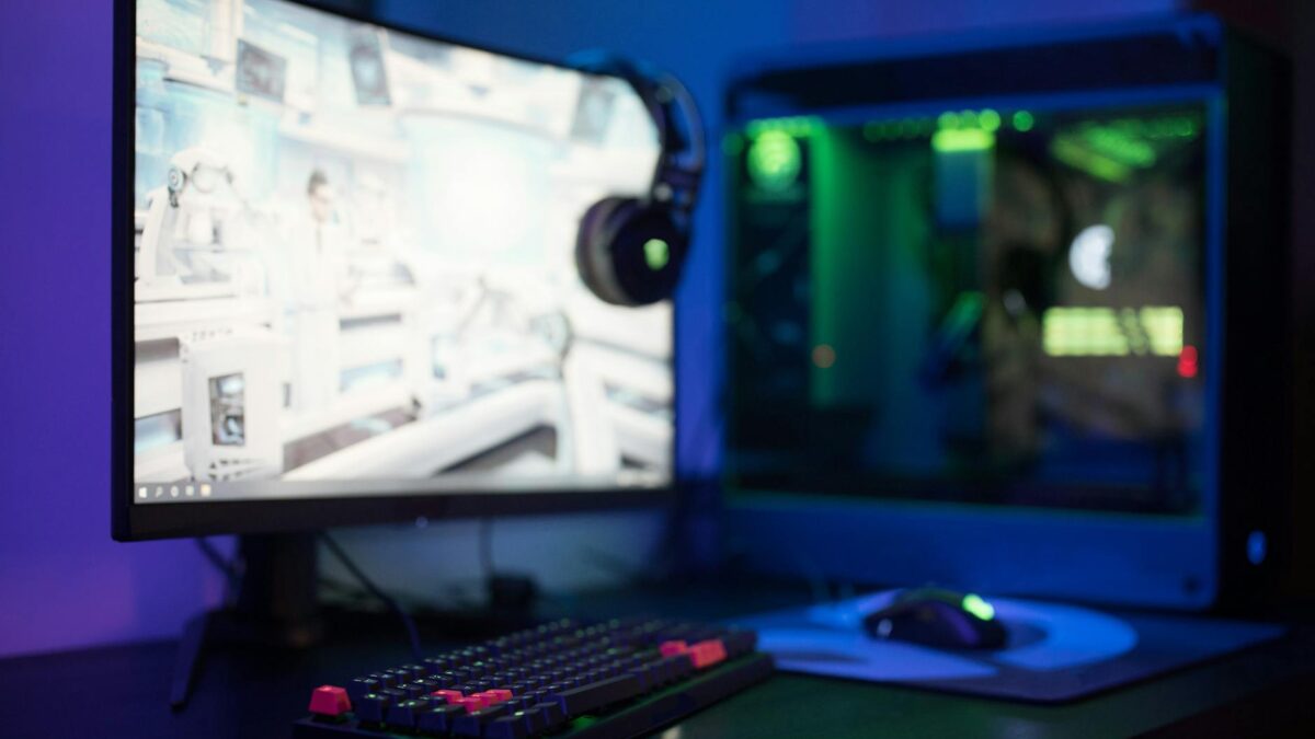 top 10 monitoare gaming cu rata de refresh mare in 2026