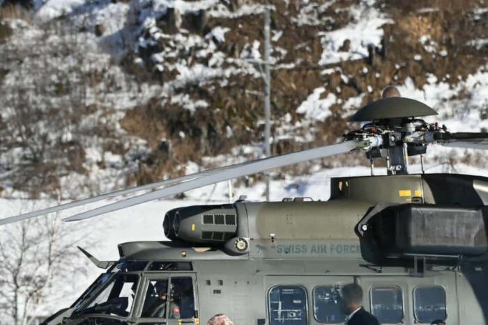 trump a blocat davos usi inchise in nasul liderilor la sala de 5 000 de locuri