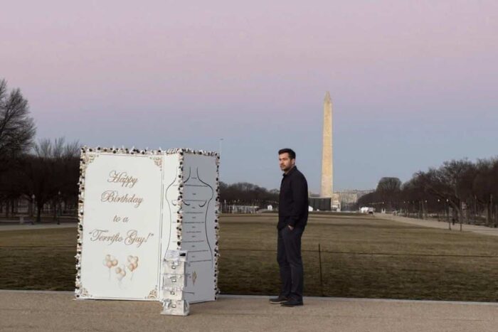 Urarea lui Trump pentru Epstein, un monument de 3 metri urarea lui trump pentru epstein un monument de 3 metri