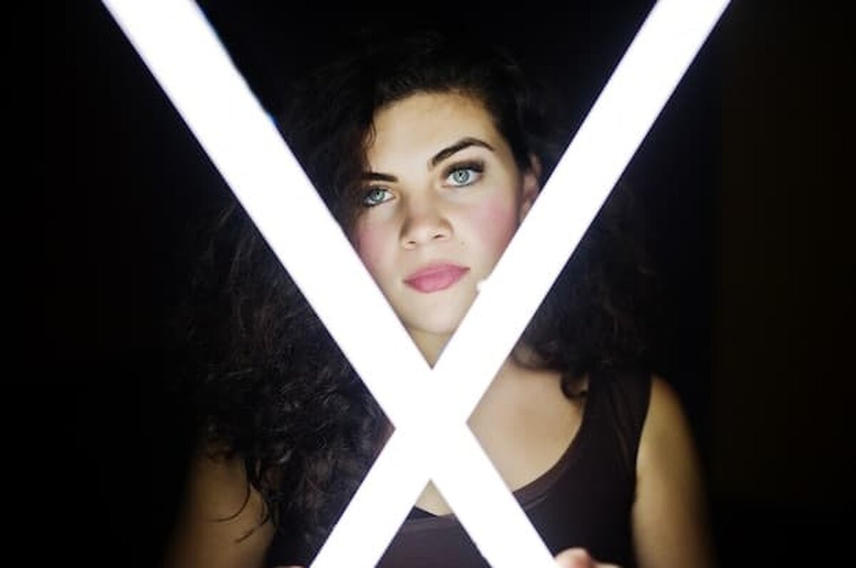 X restricționează editarea imaginilor cu persoane reale în Grok