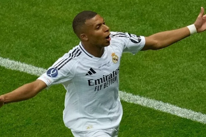 Presa: Mbappé cere 50 de milioane € anual pentru a semna cu Real Madrid