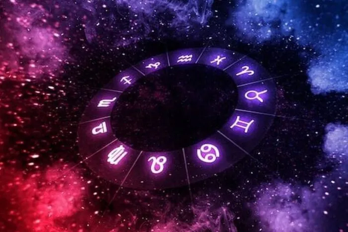 Conjuncție Saturn-Neptun: Impact asupra zodiilor Taur, Balanță și Săgetător