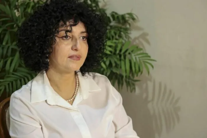 Iran: Laureata Nobel Narges Mohammadi, în greva foamei în închisoare
