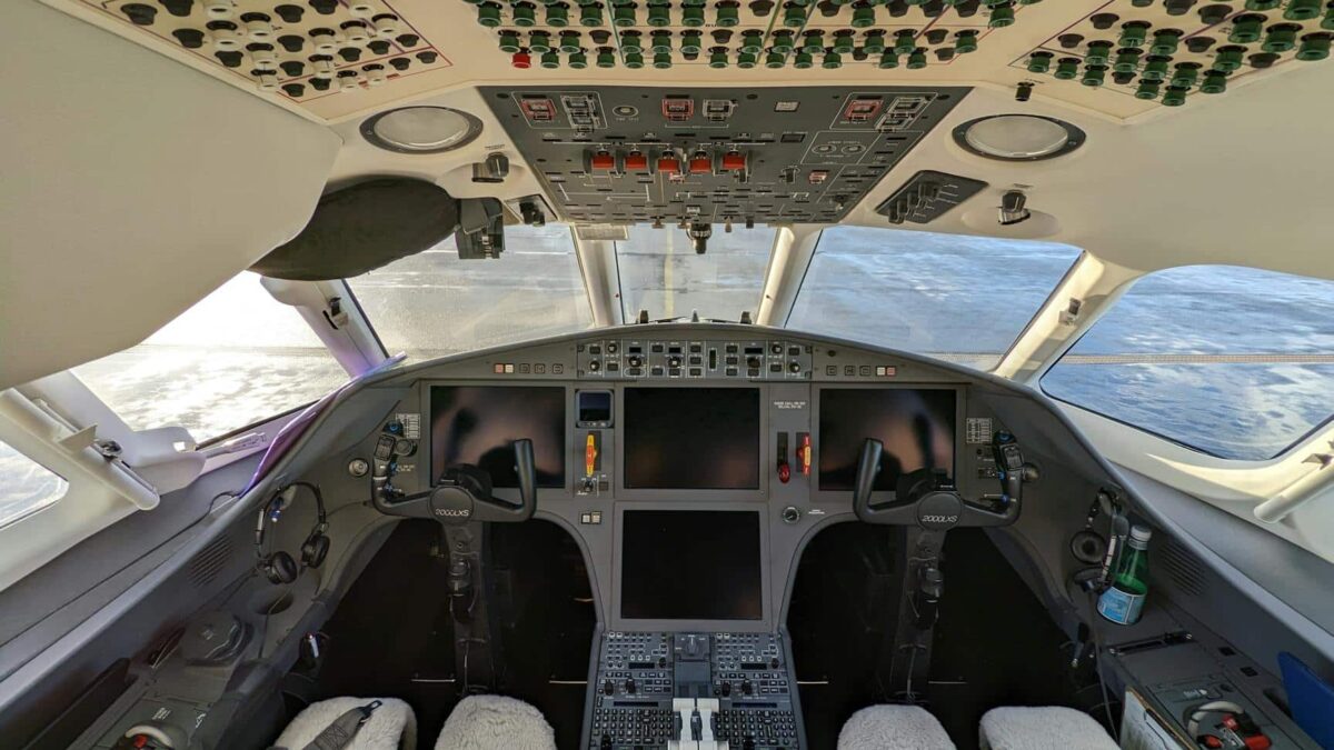 avionul cia mach 3 din area 51 de la spionaj la ozn uri si un pas de rugina