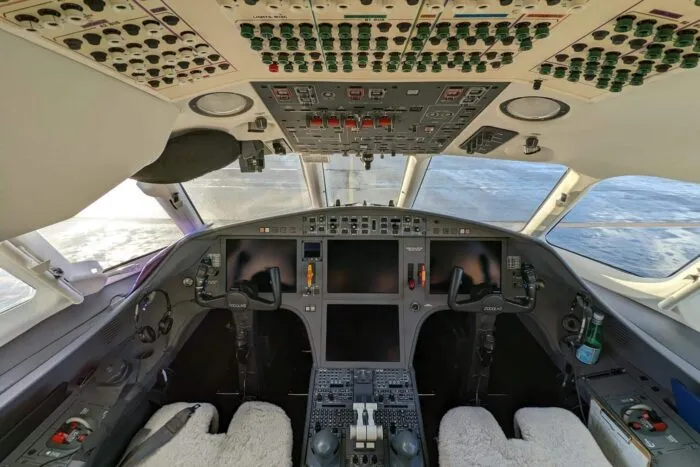 avionul-cia-mach-3-din-area-51-de-la-spionaj-la-ozn-uri-si-un-pas-de-rugina