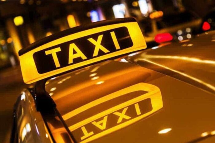 barbat de 61 de ani gasit mort intr un taxi din sectorul 1 medicii nu l au mai putut salva 1771404480